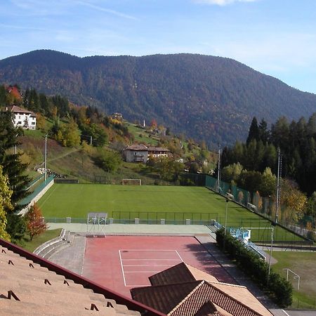Alpen Garten Hotel Margherita 루모 외부 사진