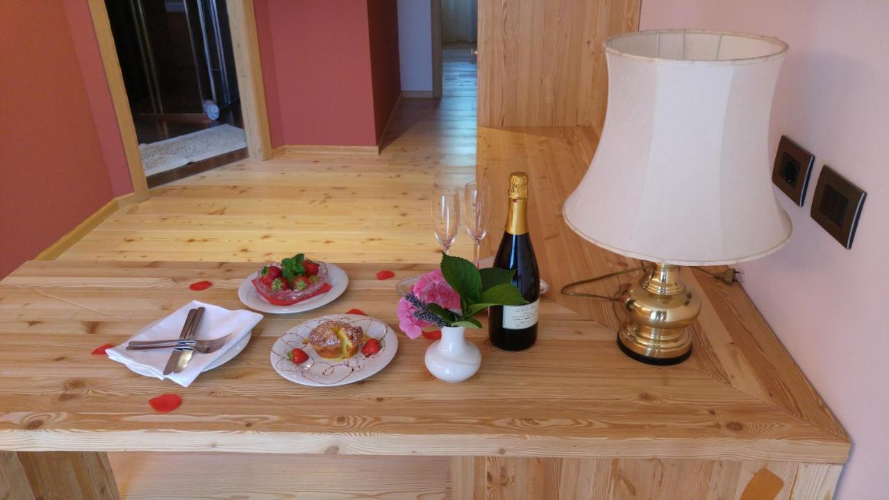 Alpen Garten Hotel Margherita 루모 외부 사진
