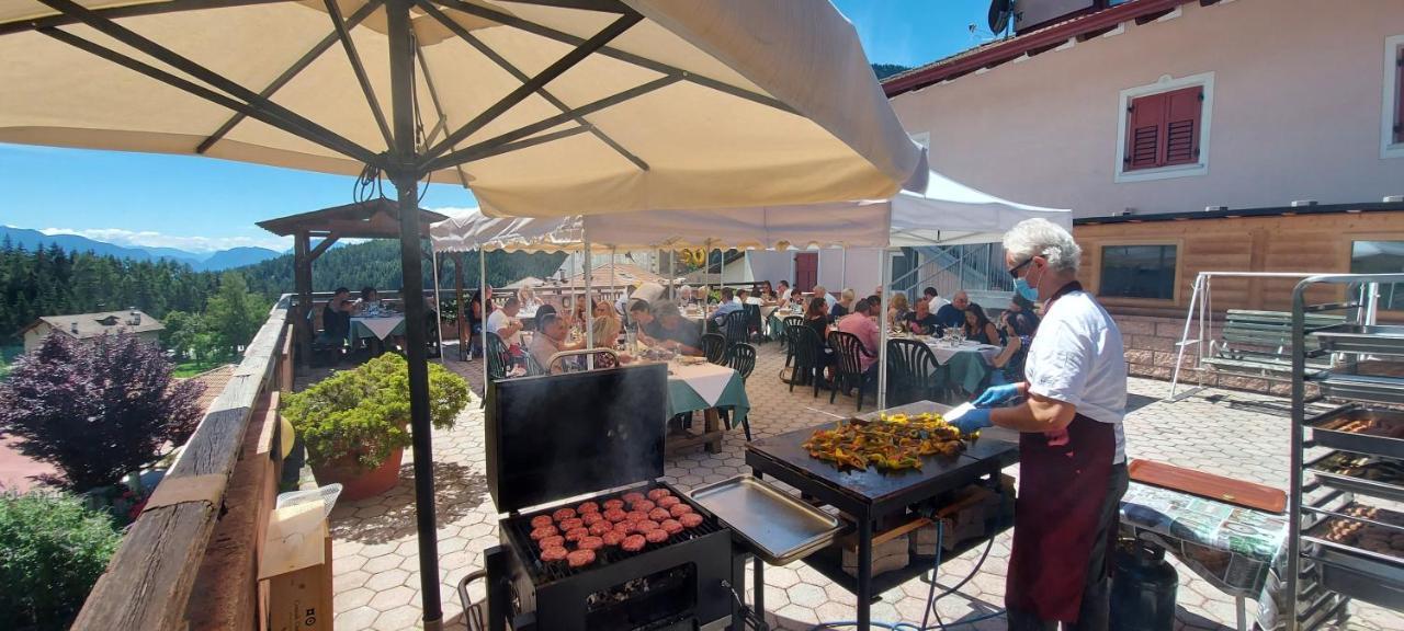 Alpen Garten Hotel Margherita 루모 외부 사진