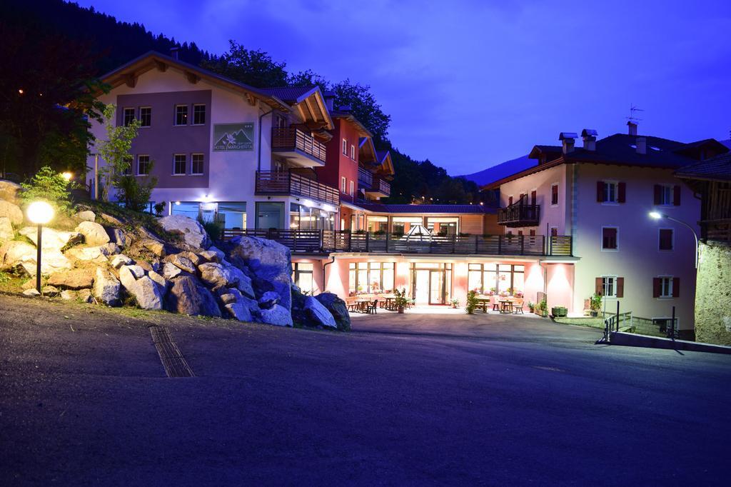 Alpen Garten Hotel Margherita 루모 외부 사진